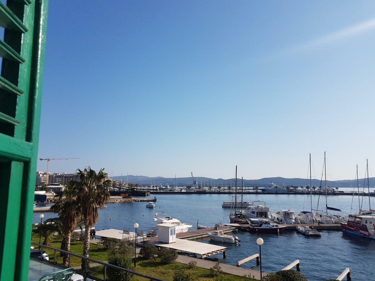 Apartman Natalia Tivat Exterior foto