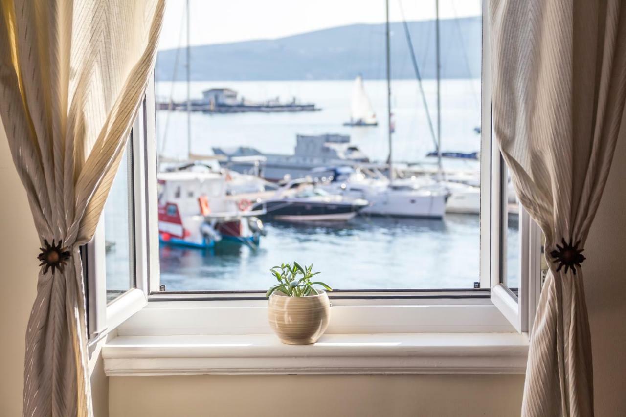 Apartman Natalia Tivat Exterior foto