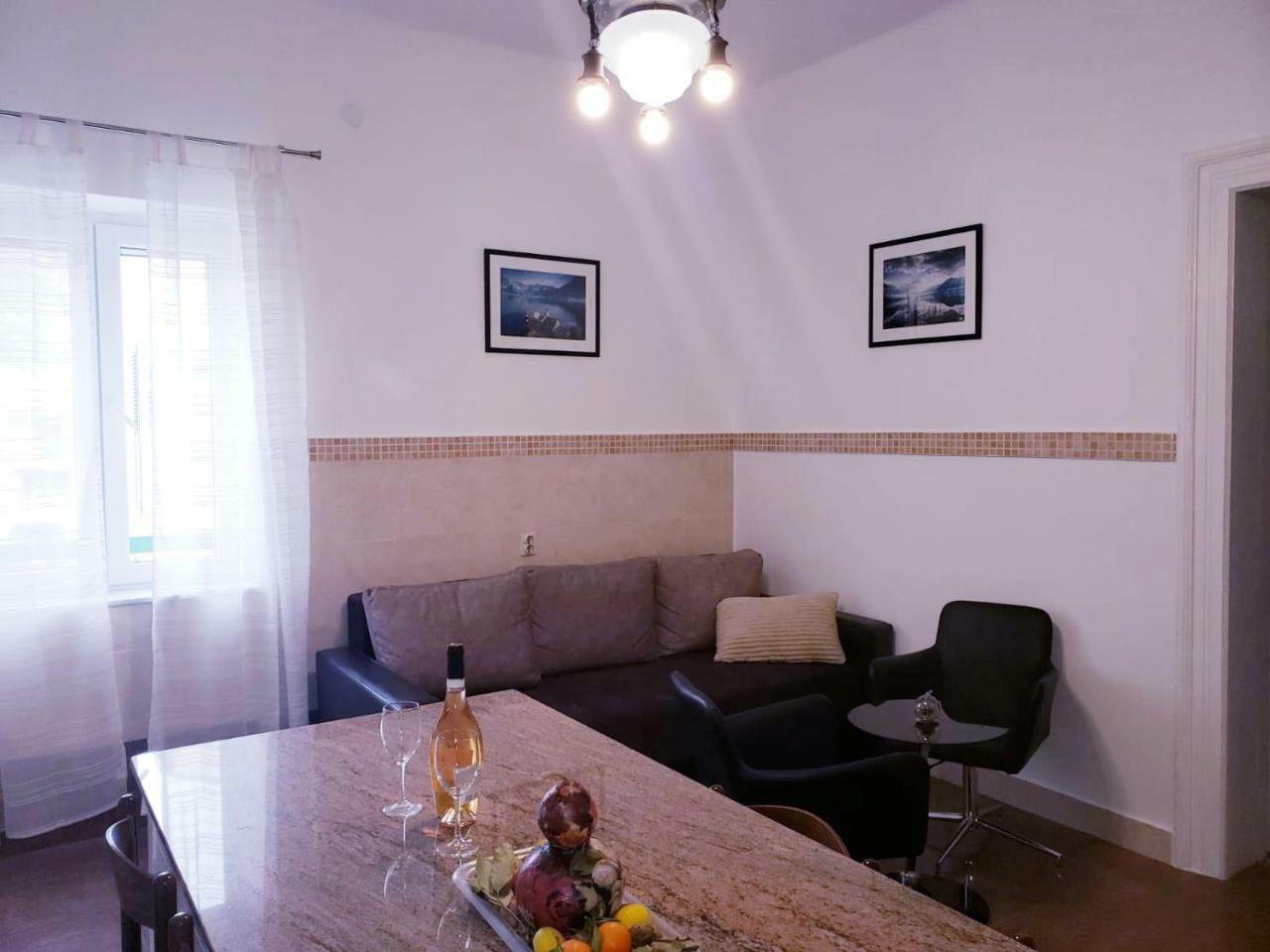 Apartman Natalia Tivat Exterior foto